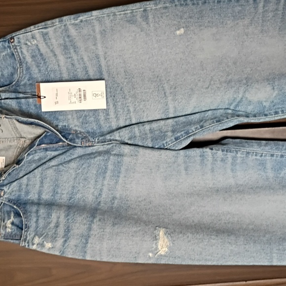 Women's Jeans  Relaxed Fit Distressed, Denim Wide Tapered. MOUSSY NWT - Picture 4 of 7